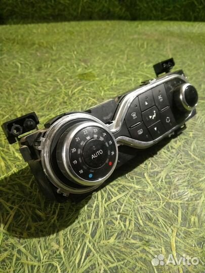 Блок управления климатом Рено Сандеро Степвей 2