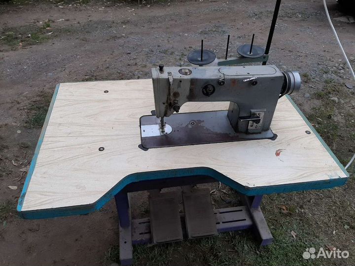 Швейная машинка