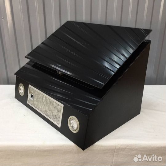 Вытяжка наклонная Dexp 60 Сенсор 800 куб (Новая)