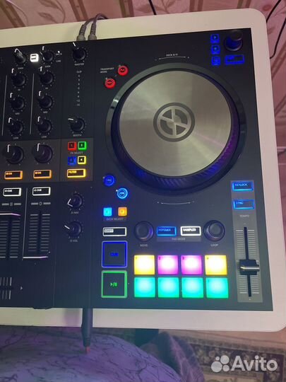 Dj контролер Traktor kontrol s3