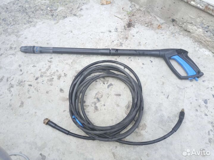 Пистолеты с насадкой и шлангом для мойки высокого