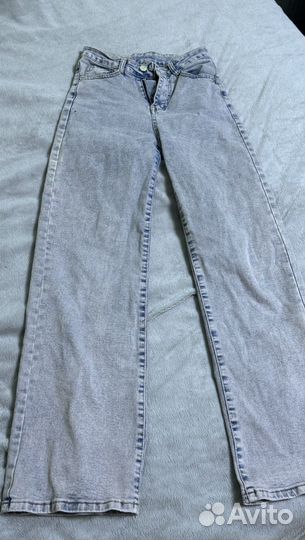 Джинсы женские
