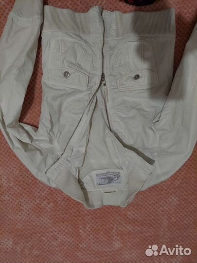 Джинсовая куртка