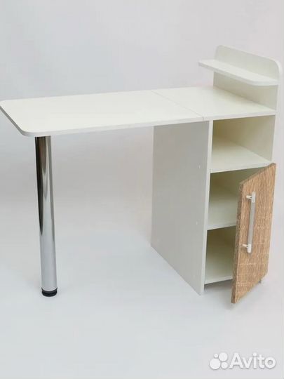 Маникюрный стол складной