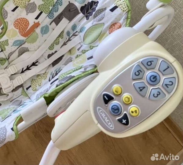 Детские электронные качели graco