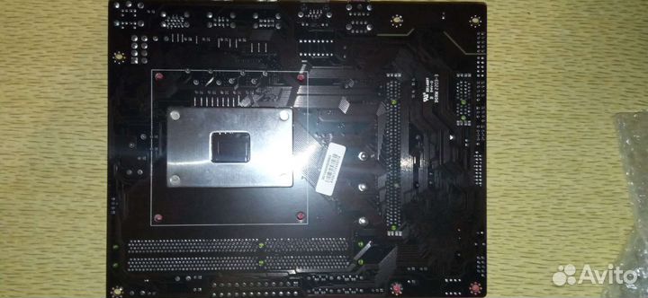 Материнская плата