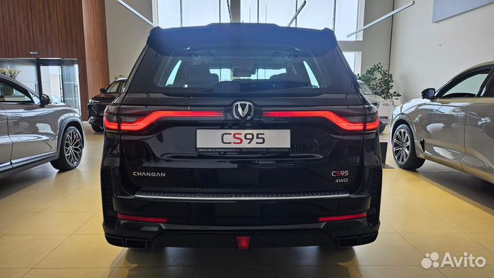 Changan CS95 2.0 AT, 2024