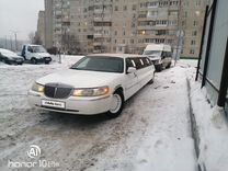 Lincoln Town Car 4.6 AT, 2001, 305 000 км, с пробегом, цена 280 000 руб.