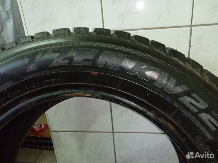 Kumho I'Zen KW22 205/60 R16 92T