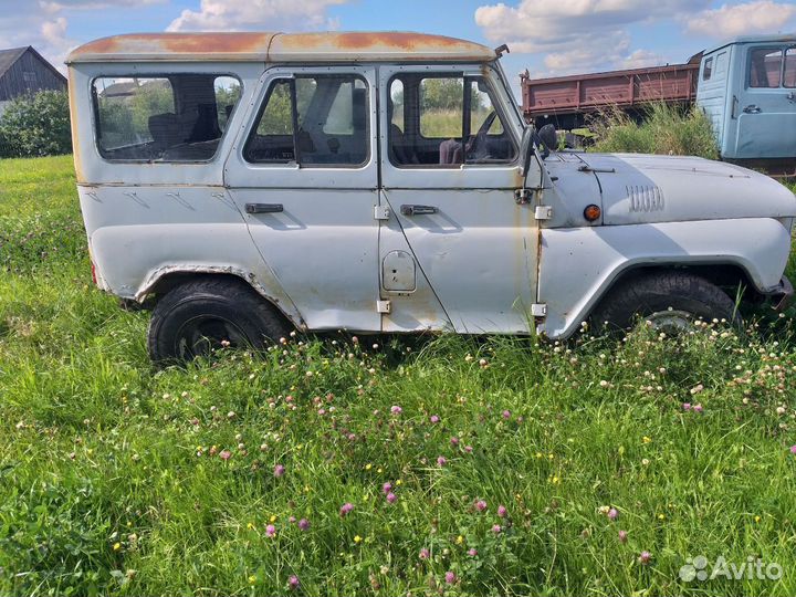 УАЗ на запчасти 469