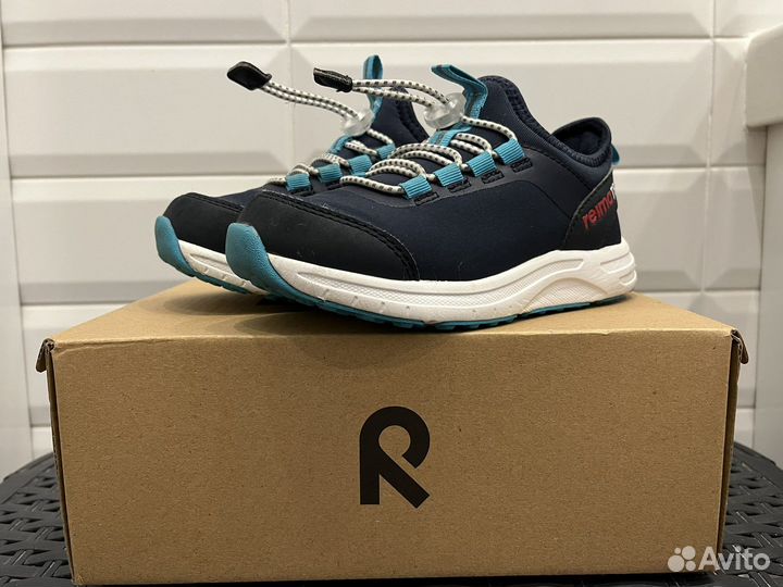 Кроссовки reima