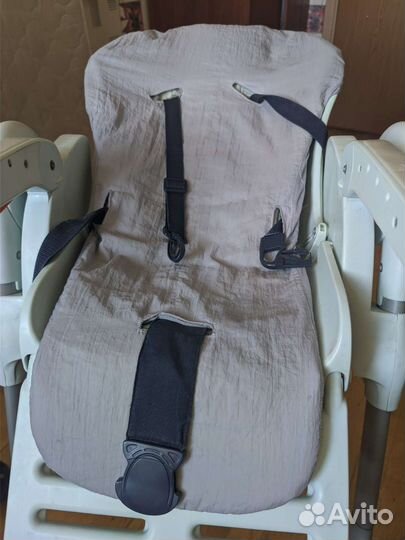 Стульчик для кормления chicco