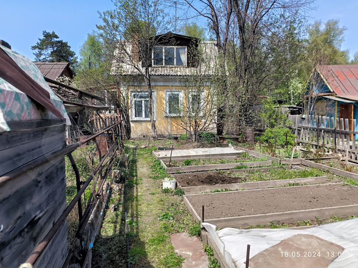 Дача 32 м² на участке 6 сот.