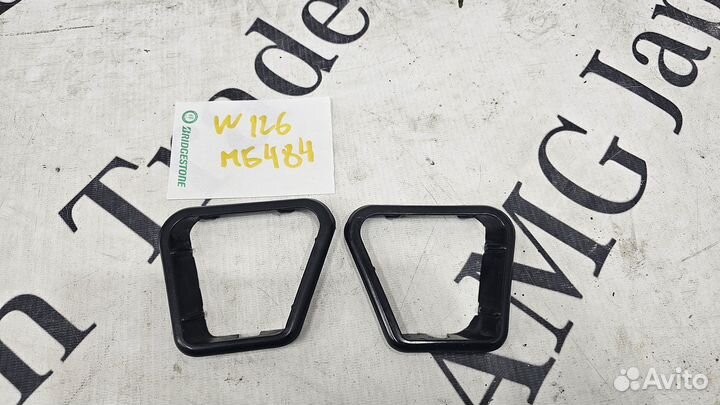 Треугольник карты на Mercedes W126 SEC