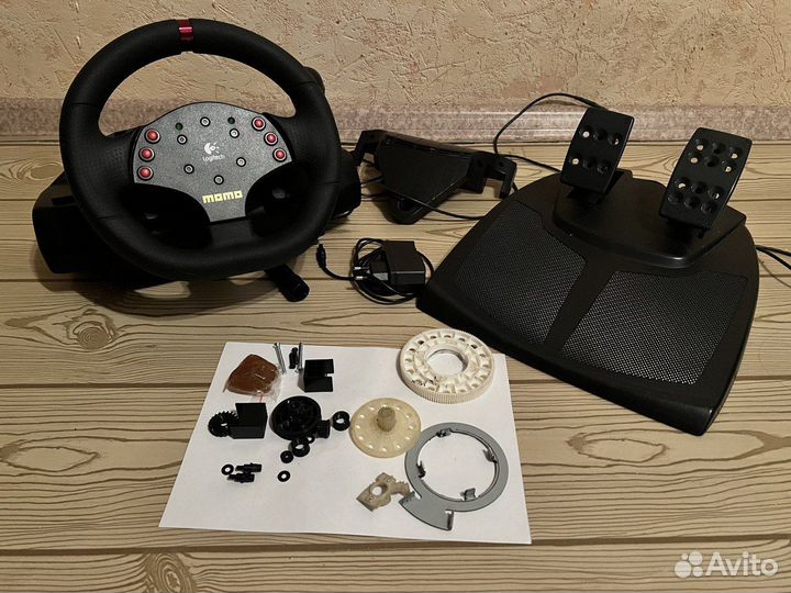 Руль logitech momo racing 900 градусов