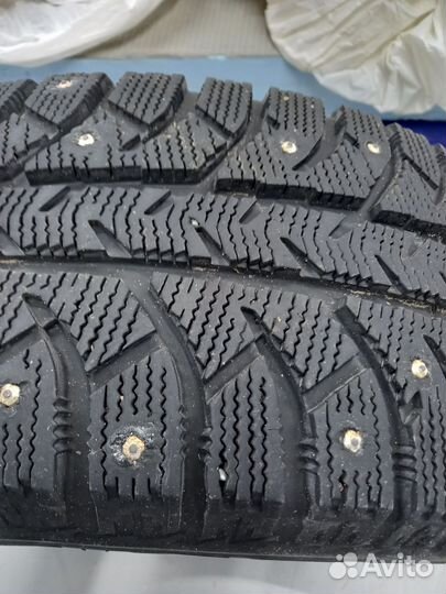 Bridgestone Ice Cruiser 7000 205/65 R15