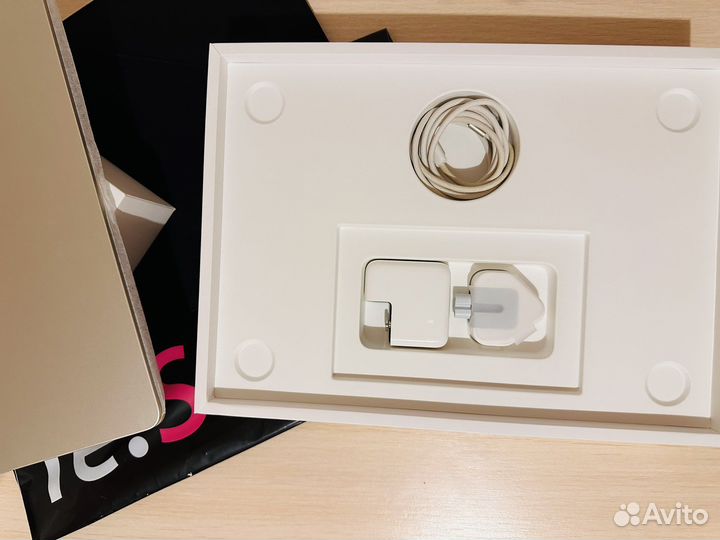 Apple macbook air 13 2022 m2 256