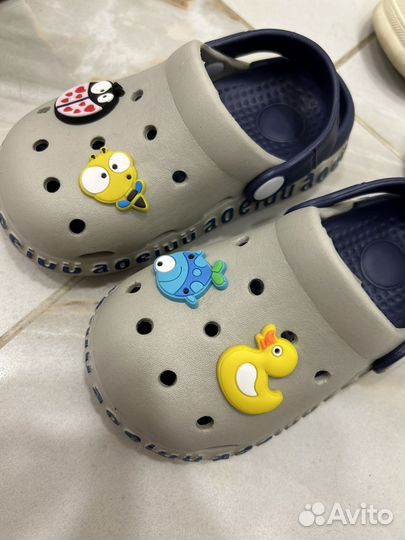 Продам детскую обувь