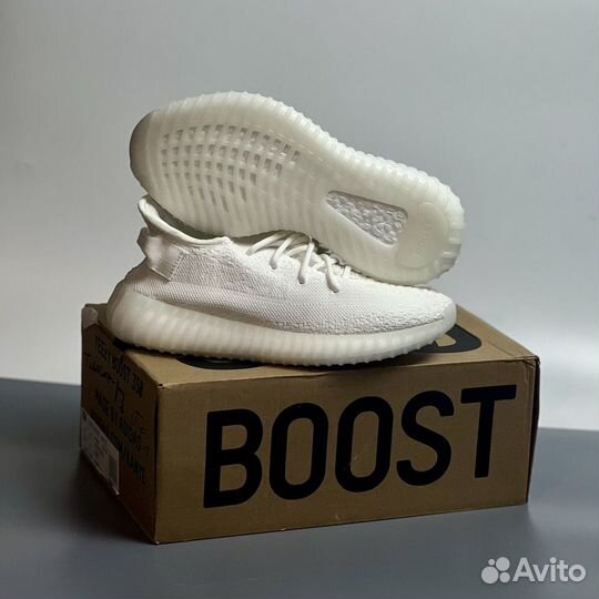 Кроссовки Adidas yeezy boost 350 белые