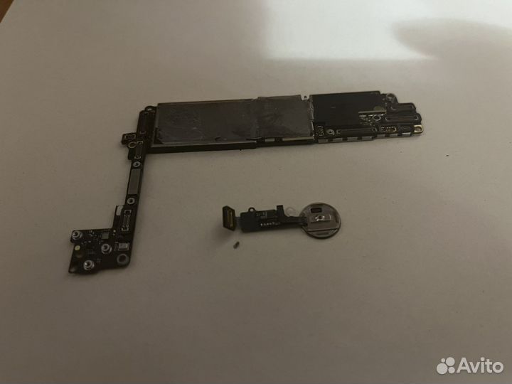 Плата с кнопкой iPhone 8
