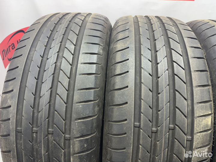 Goodyear EfficientGrip 235/45 R19