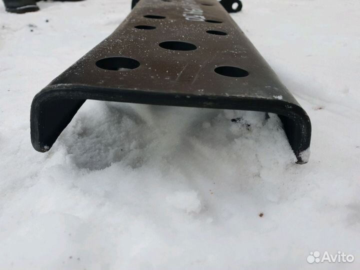 Лонжерон на Мтз