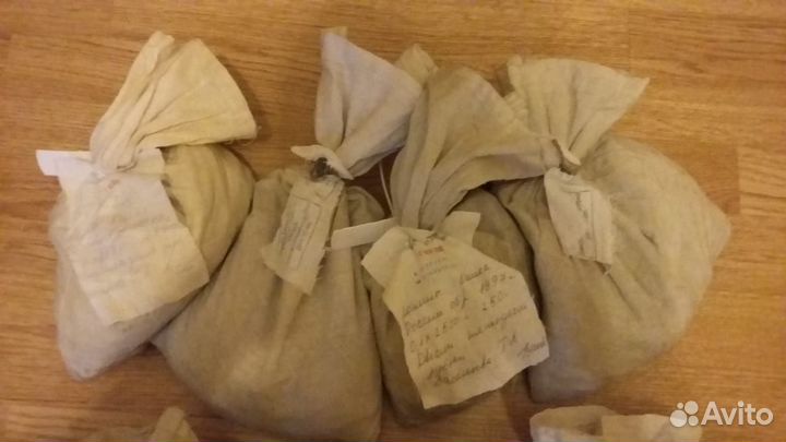 Мешки монет 1, 5, 10 копеек под пломбой сбербанка