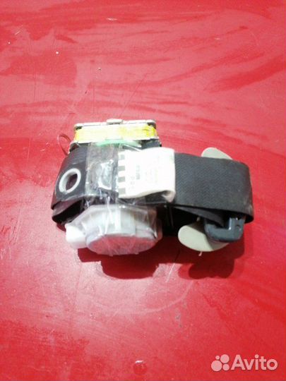 Ремень безопасности передний Toyota Corolla E150