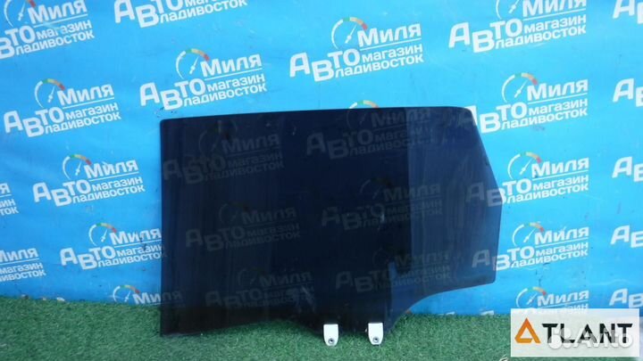 Стекло двери задний правый honda FIT