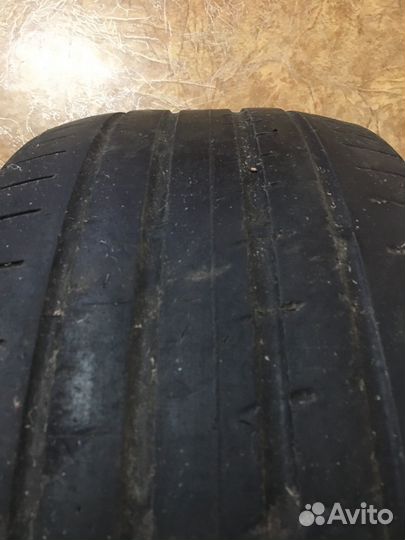 Pirelli P Zero Rosso 255/45 R18