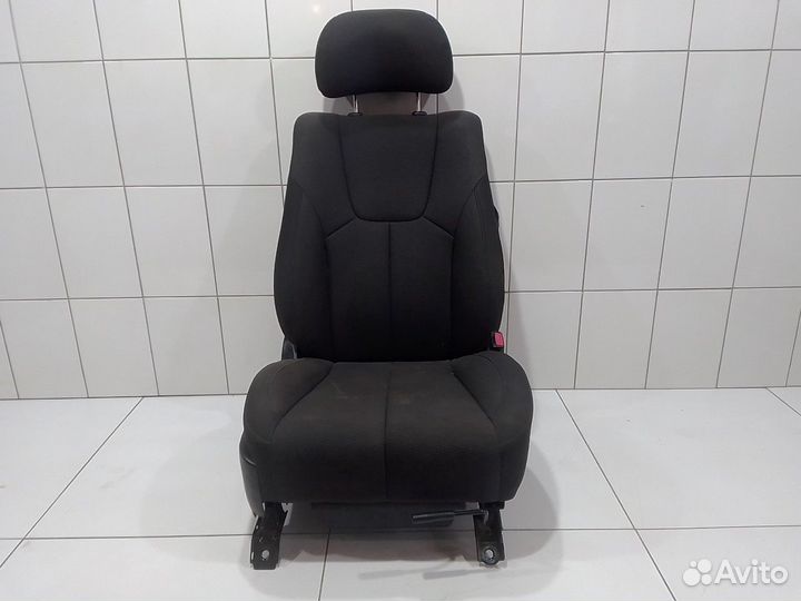 Сиденье переднее правое (SsangYong Rexton)