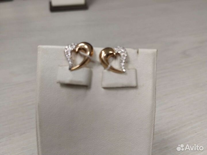Золотые серьги