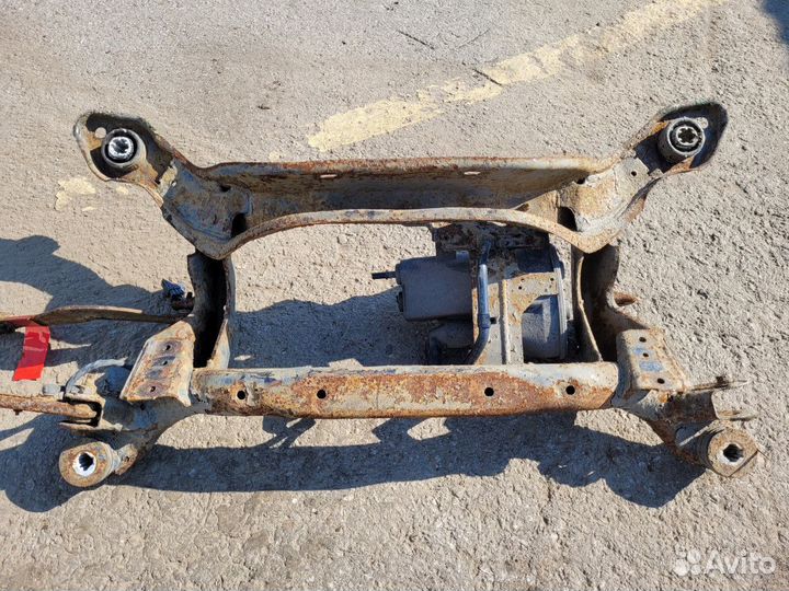 Подрамник задний на Ford Mondeo 4