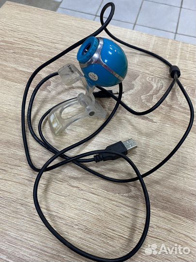 Веб-камера Genius