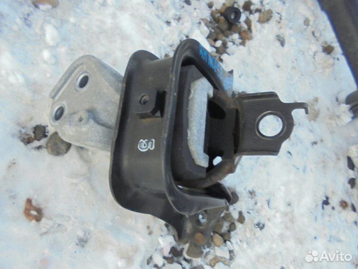 Подушка двигателя правая Toyota Probox NCP52