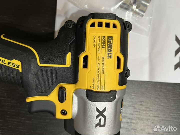 Винтоверт ударный dewalt dcf845