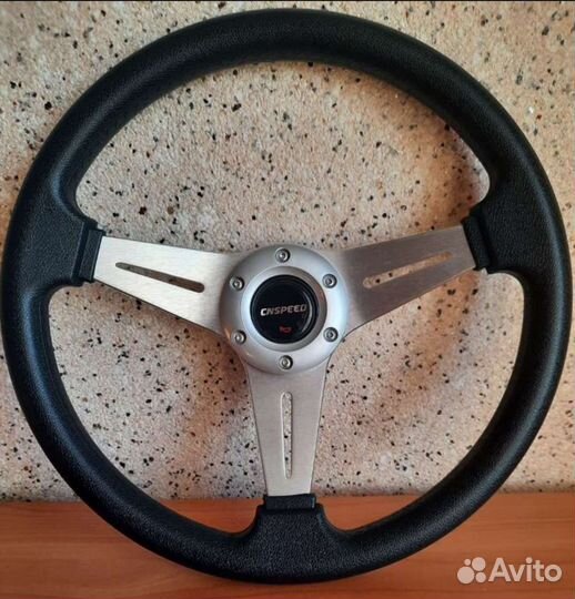 Новые спортивные рули JDM