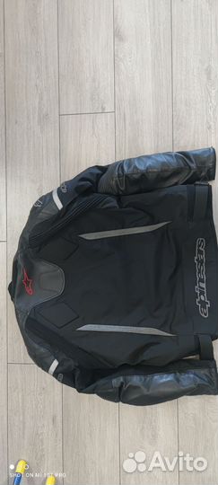 Мотокуртка