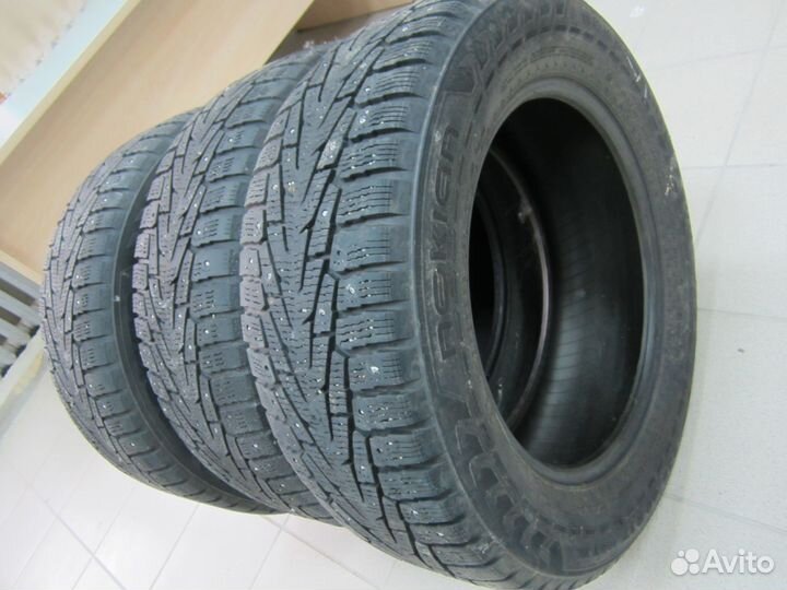 Nokian Tyres Hakkapeliitta 7 SUV 235/60 R17