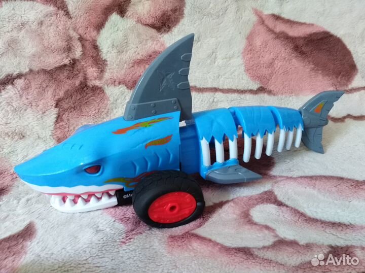 Акула Hot Wheels