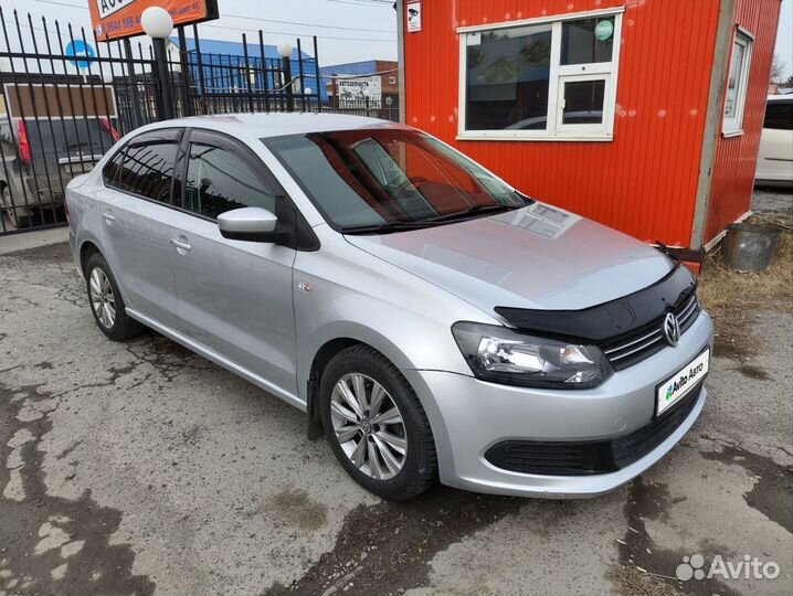 Volkswagen Polo 1.6 AT, 2011, 195 280 км