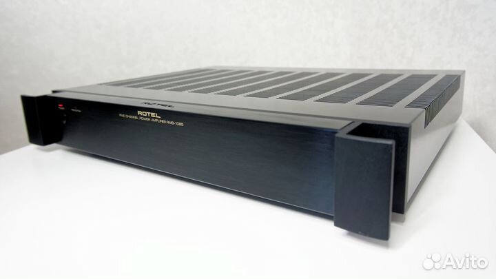 Мощный компактный усилитель Rotel RMB1085, 5x180W