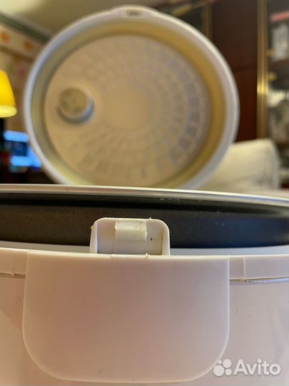 Мультиварка Scarlett