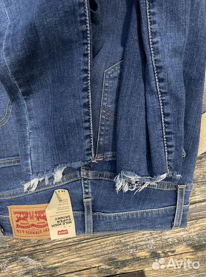 Джинсы levis новые