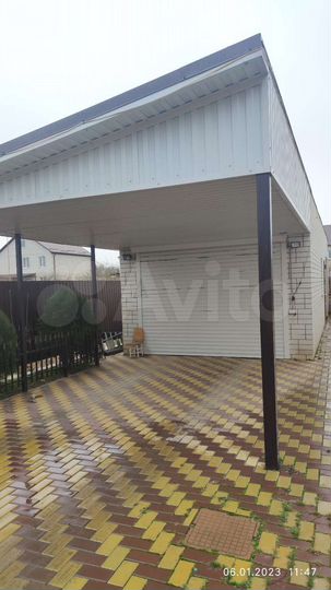 Дом 240 м² на участке 6,5 сот.