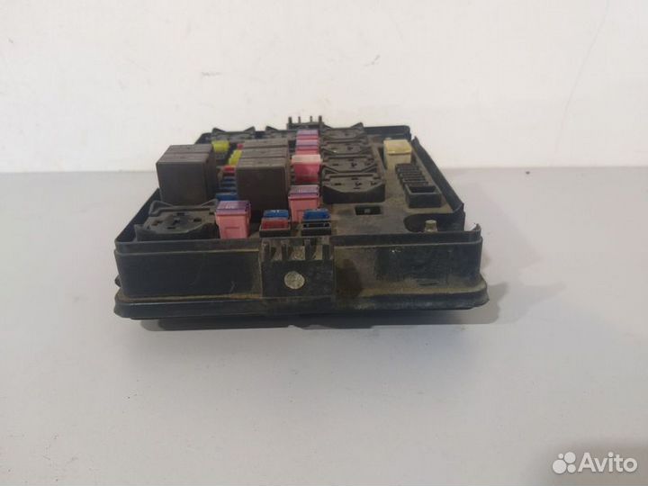 Блок предохранителей