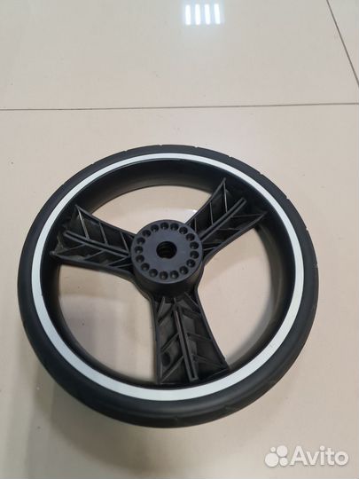 Колеса и запчасти для детских колясок