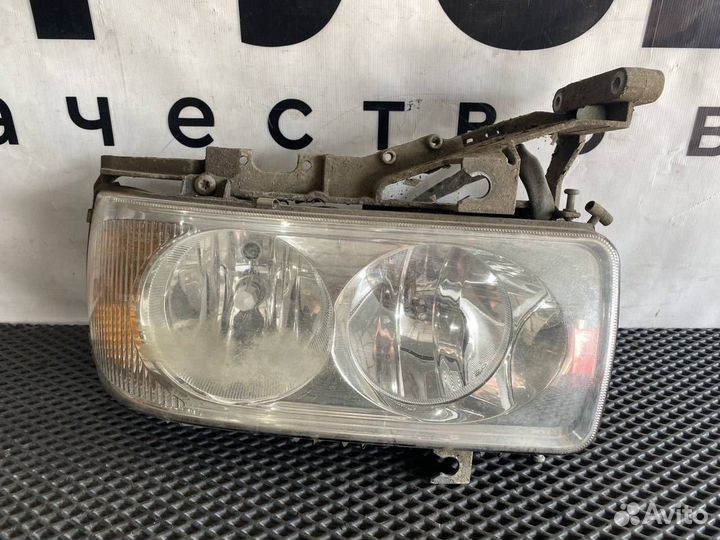 Фара левая DAF CF 75 1372801