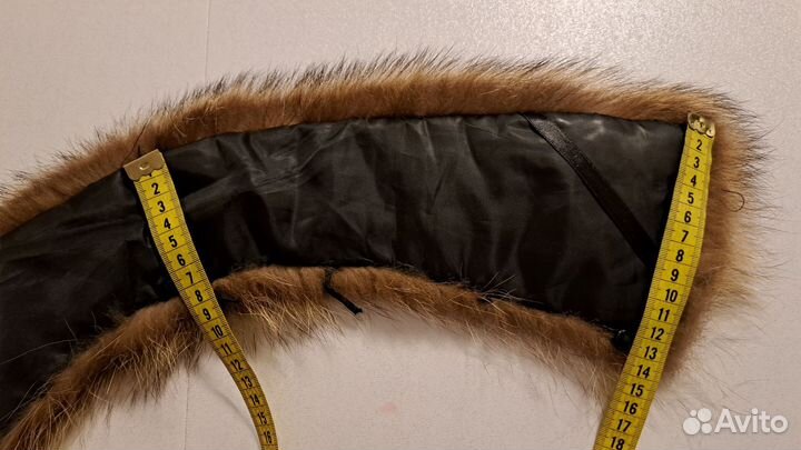 Меховой воротник енот