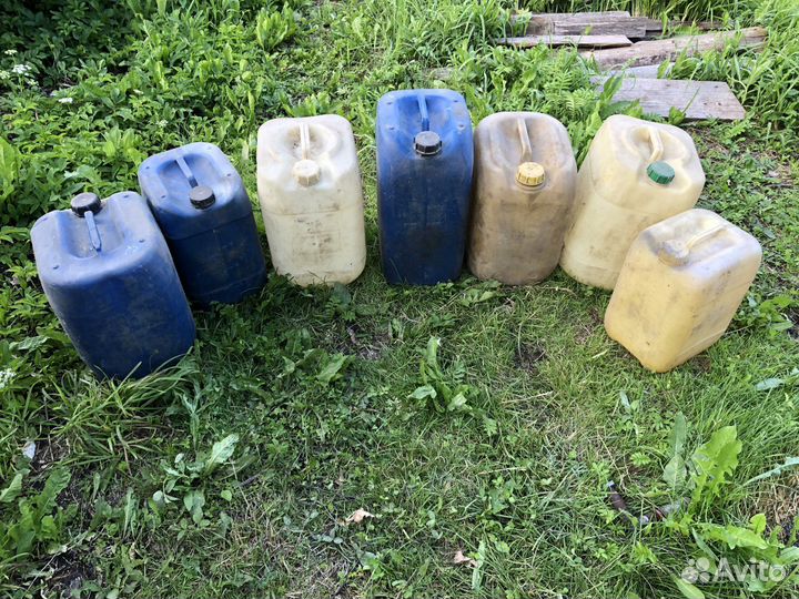 Канистры пластиковые бу